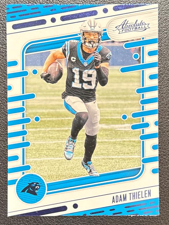 2024 Panini Absolute Football Adam Thielen ﻿Base Blue #15