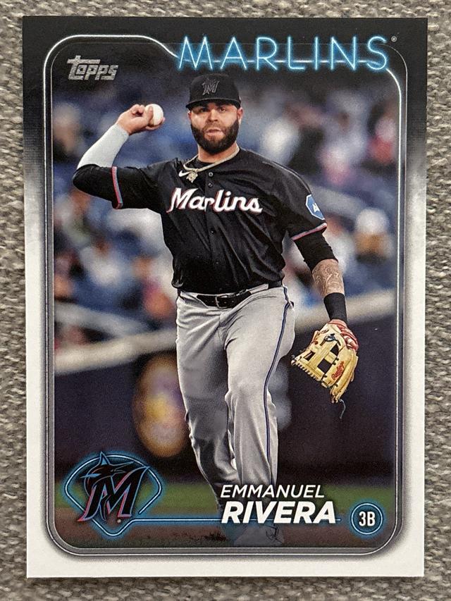 2024 Topps Update Series Emmanuel Rivera Golden Mirror Image Variations