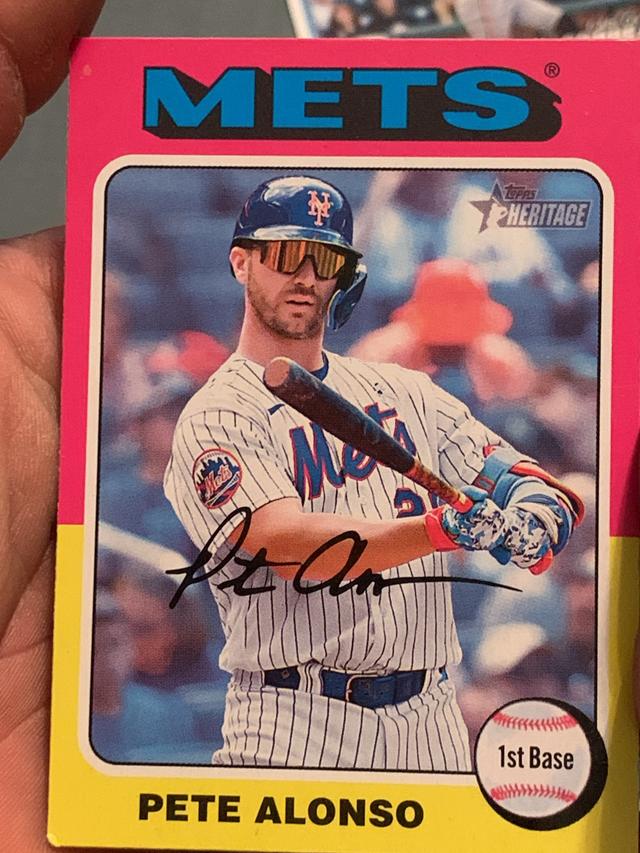 2024 Topps Heritage Pete Alonso BASE CARDS CHROME VARIATION #410