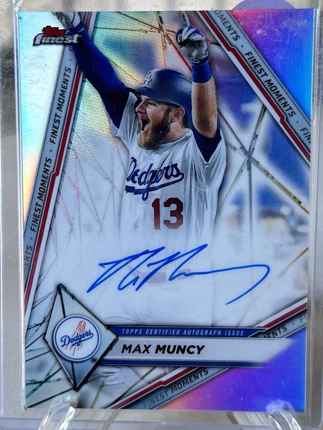 2022 Topps Finest Max Muncy Finest Moments Autographs Checklist #FMA-MM