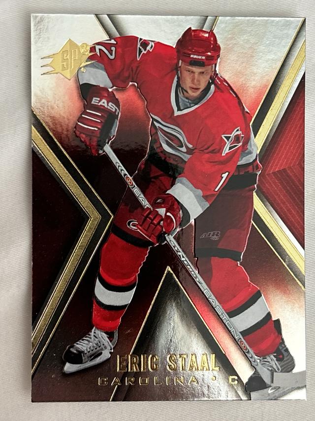 2005-06 Upper Deck SPx Eric Staal ﻿Base #16