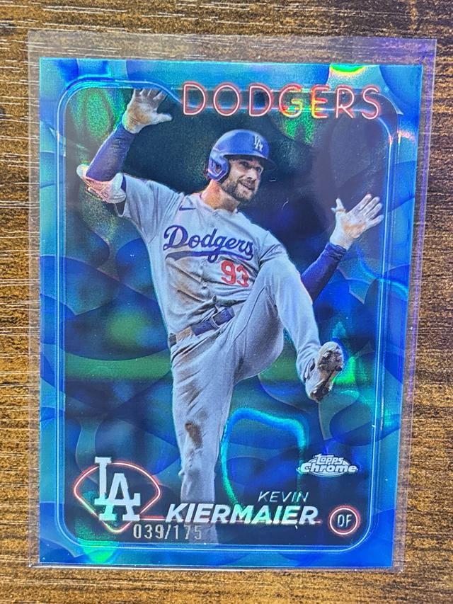 2024 Topps Chrome Update Kevin Kiermaier ﻿Blue Green Lava Lamp /175 #USC191 