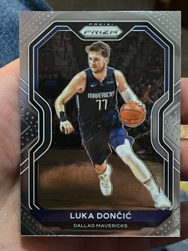 2020-2021 Panini Prizm Basketball Luka Doncic Base Set #32