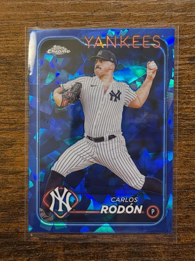 2024 Topps Chrome Sapphire Carlos Rodón ﻿Base Set #593