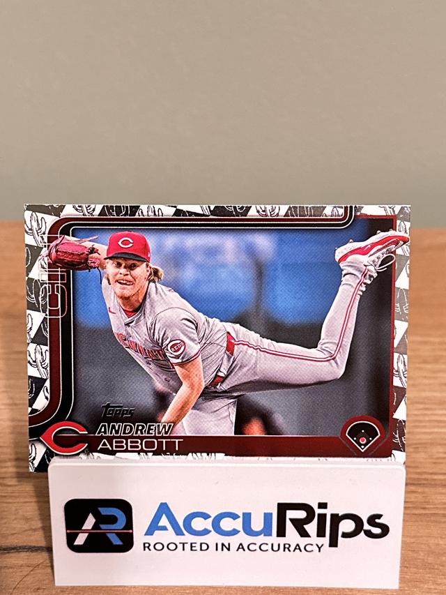 2025 Topps Series 1 Andrew Abbott ﻿Base Set Spring Training Parallel #140