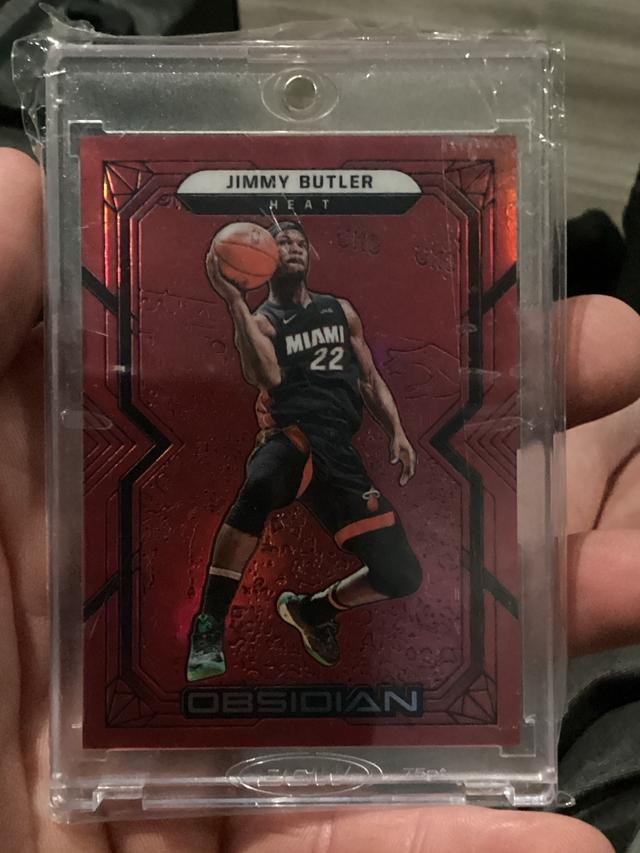 2021-22 Panini Obsidian Jimmy Butler Base Set #69