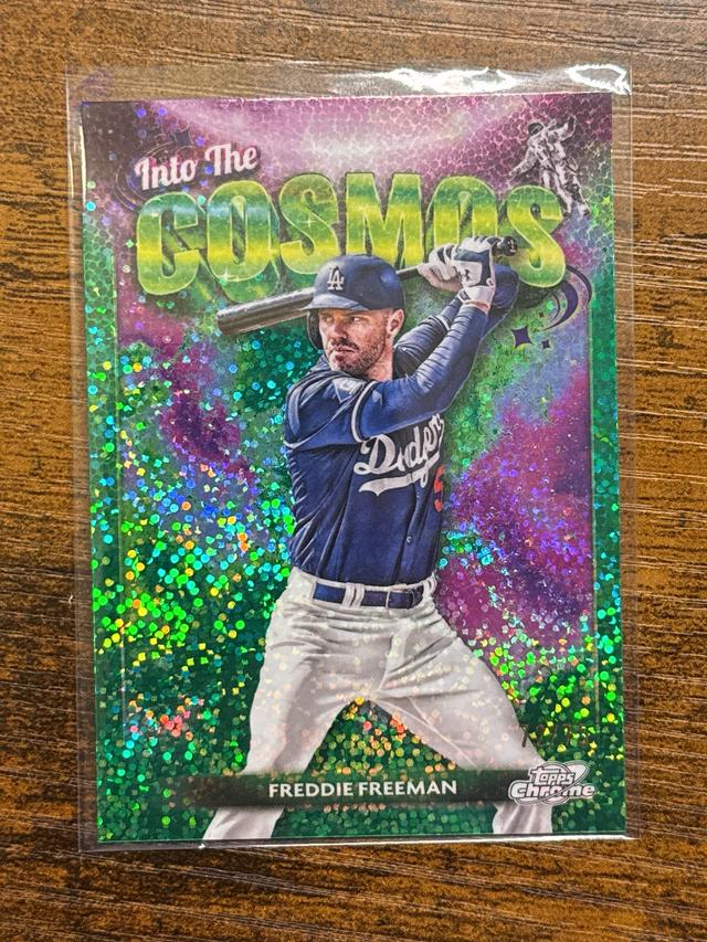 2024 Topps Cosmic Chrome Freddie Freeman Into the Cosmos Green Space Dust /75