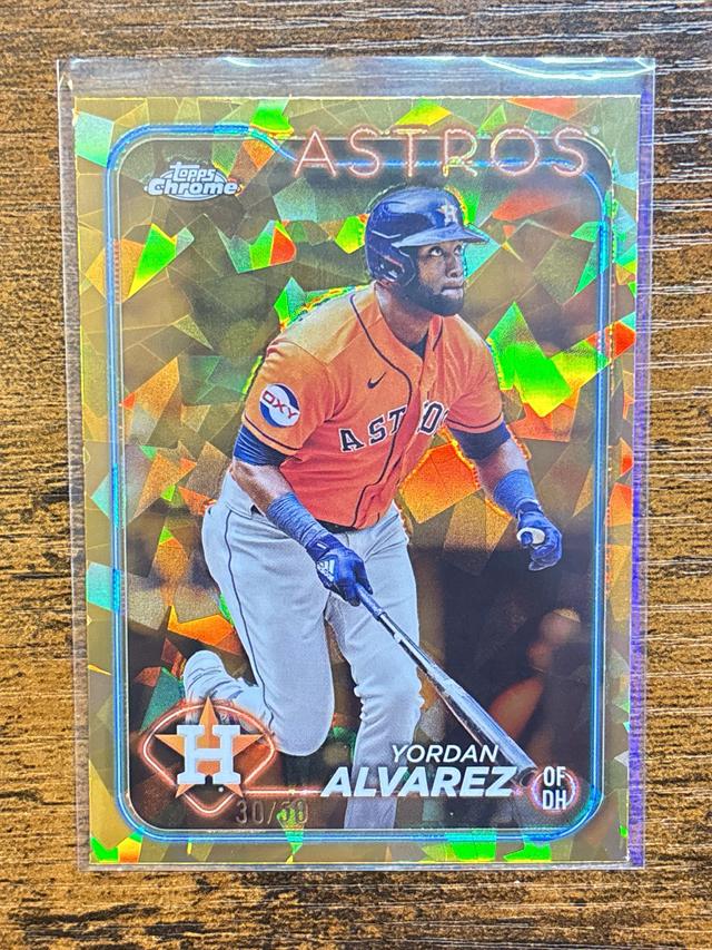 2024 Topps Chrome Sapphire Yordan Alvarez ﻿Gold Refractor /50 #273 Astros