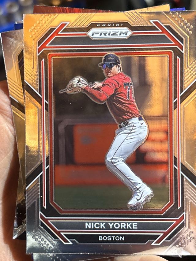 2023 Panini Prizm Nick Yorke Base Set #147