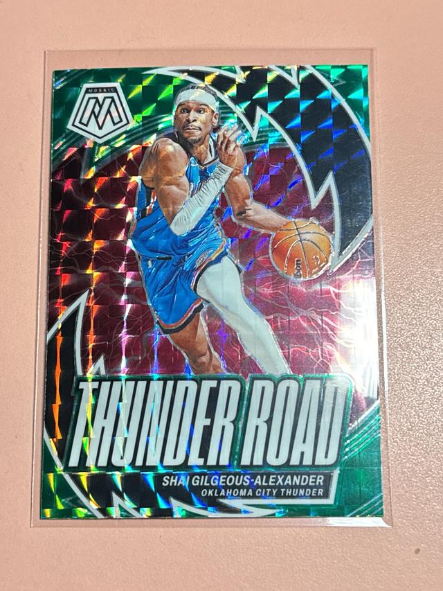 2023-24 Panini Mosaic Shai Gilgeous-Alexander Thunder Road #4