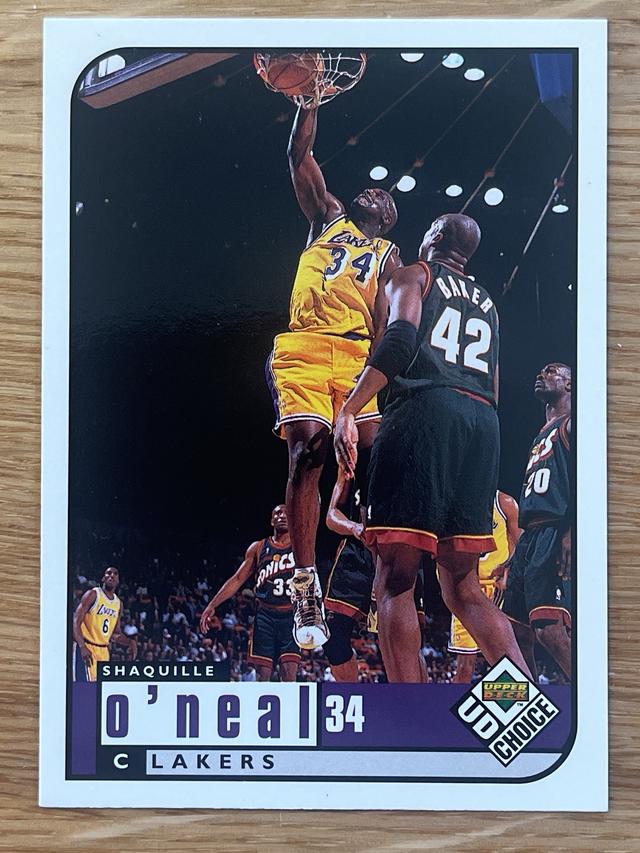 1998-99 Upper Deck Collectors Choice Shaquille O'Neal ﻿Base #68