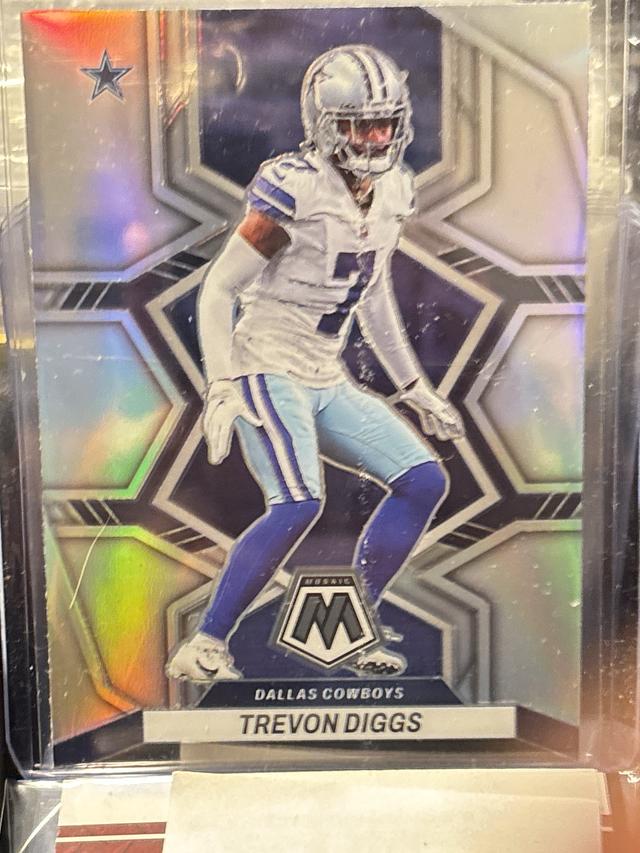 2022 Panini Mosaic Football Trevon Diggs Base Set #56