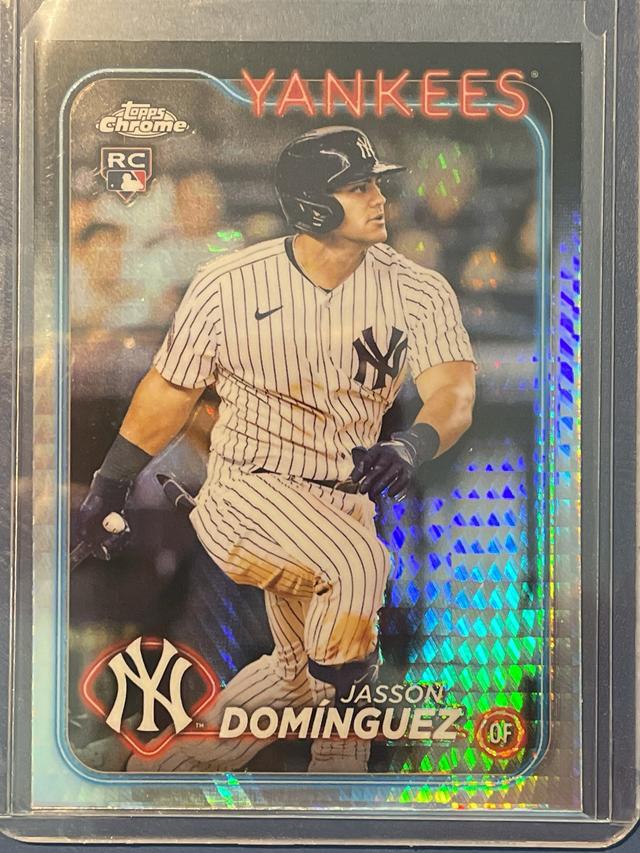 2024 Topps Chrome Jasson Domínguez ﻿Base Set Prism Refractors #89