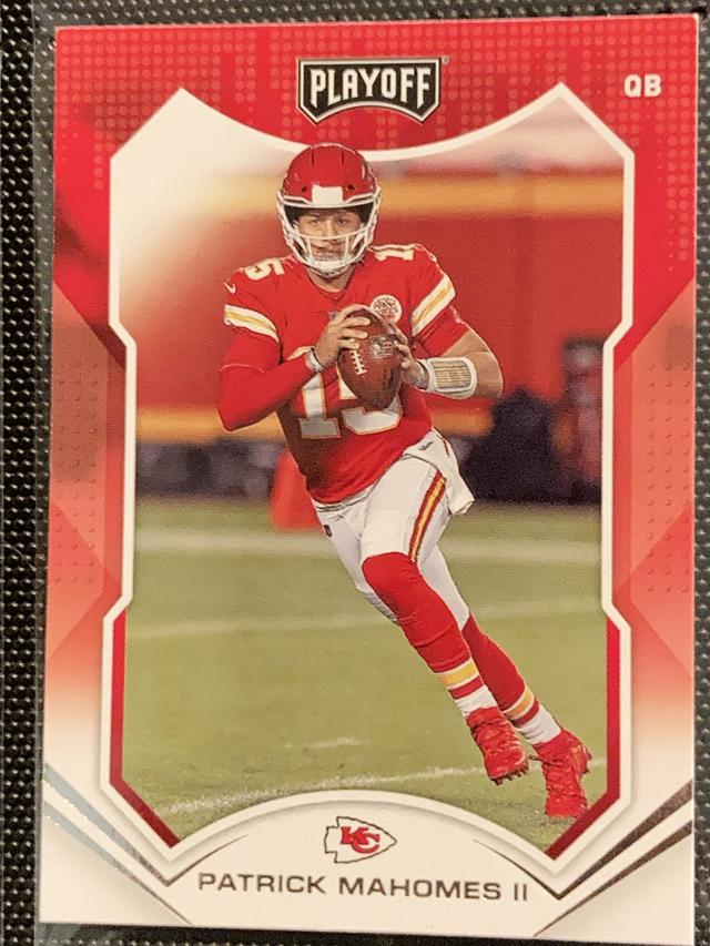 2021 Panini Playoff Patrick Mahomes II Base Set #81