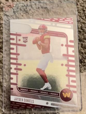 2024 Panini Absolute Football Jayden Daniels Rookies #102