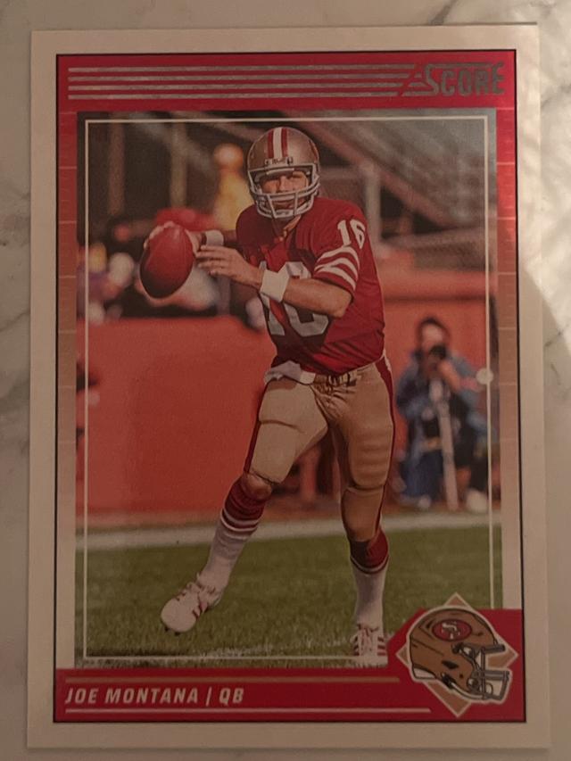 2024 Panini Score Joe Montana ﻿Base Set #251