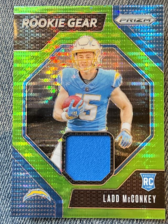 2024 Panini Prizm Football Ladd McConkey Rookie Gear Neon Green Pulsar #RG-LMY