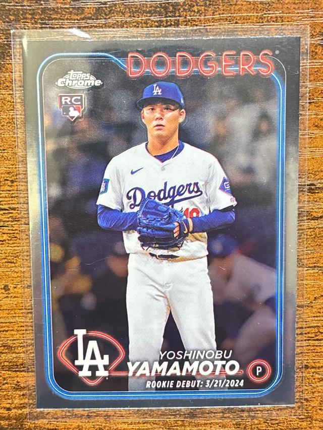 2024 Topps Chrome Update Yoshinobu Yamamoto ﻿Rookie Debut Base #USC108 Rookie RC