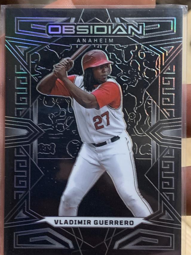 2023 Panini Chronicles Vladimir Guerrero Obsidian Set #32