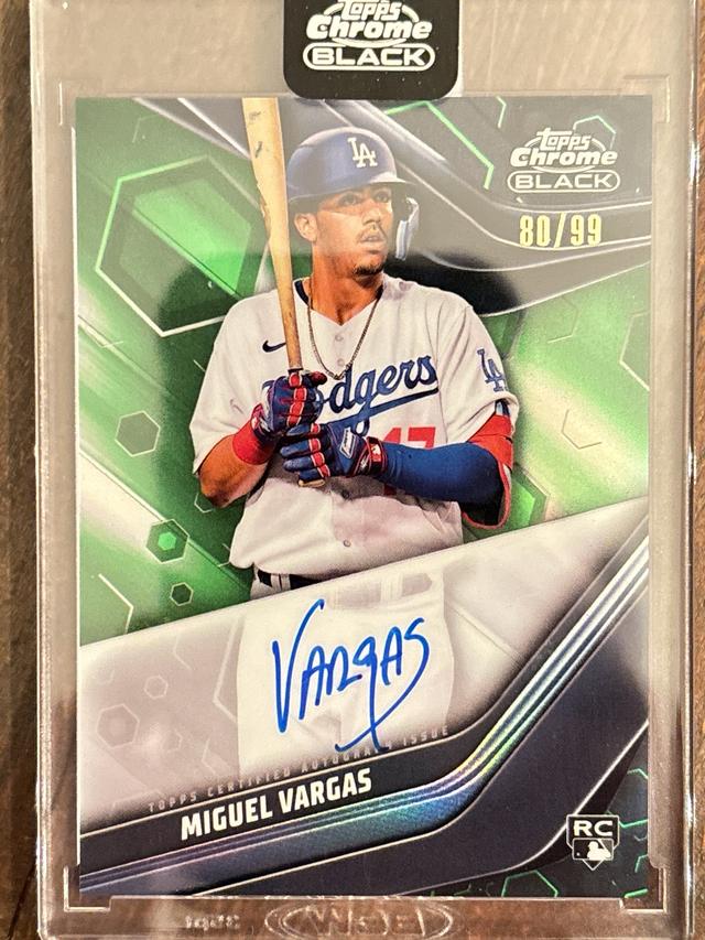 2023 Topps Chrome Black Miguel Vargas Green Refractor /99 #CBA-MV